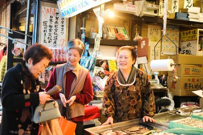 🛍️ 생선 선반 상점가(우오노타나 쇼텐가이)